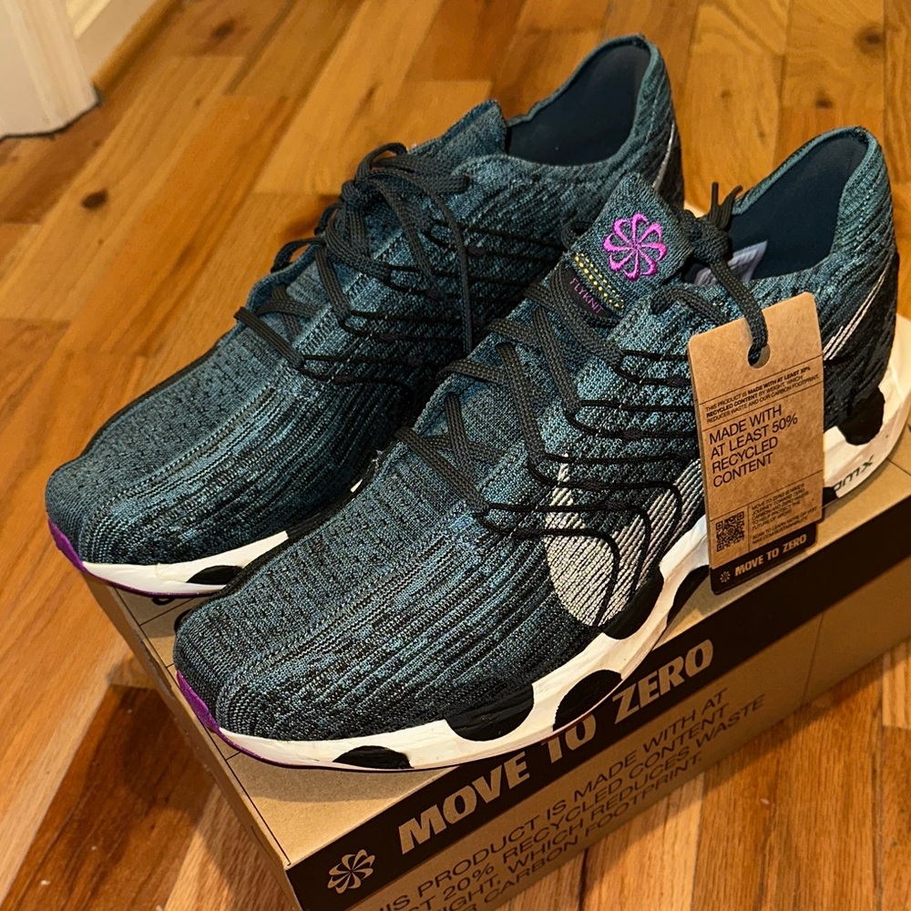 Stylish Running Shoes in Green with Purple, black and white